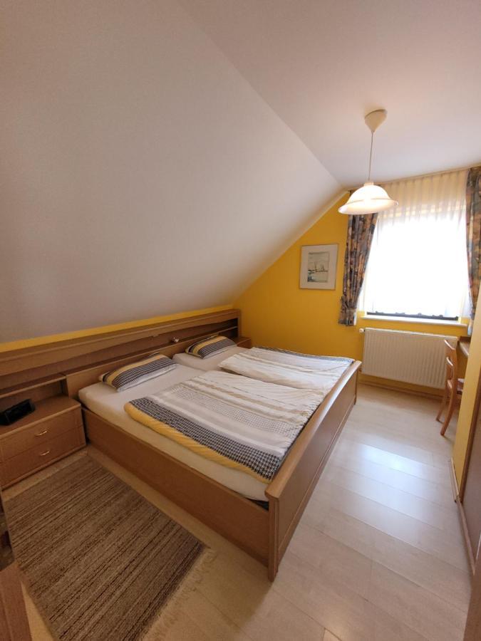 Ferienwohnung Arnold Burkardroth Екстер'єр фото