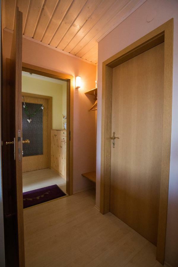 Ferienwohnung Arnold Burkardroth Екстер'єр фото