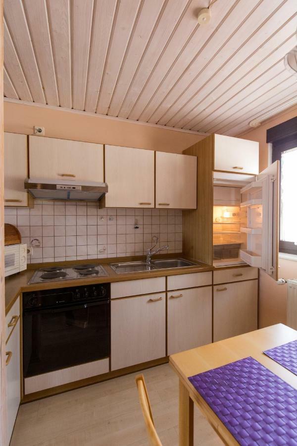 Ferienwohnung Arnold Burkardroth Екстер'єр фото